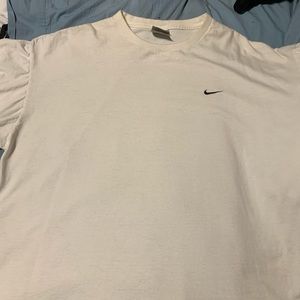 Men’s Nike shirt used